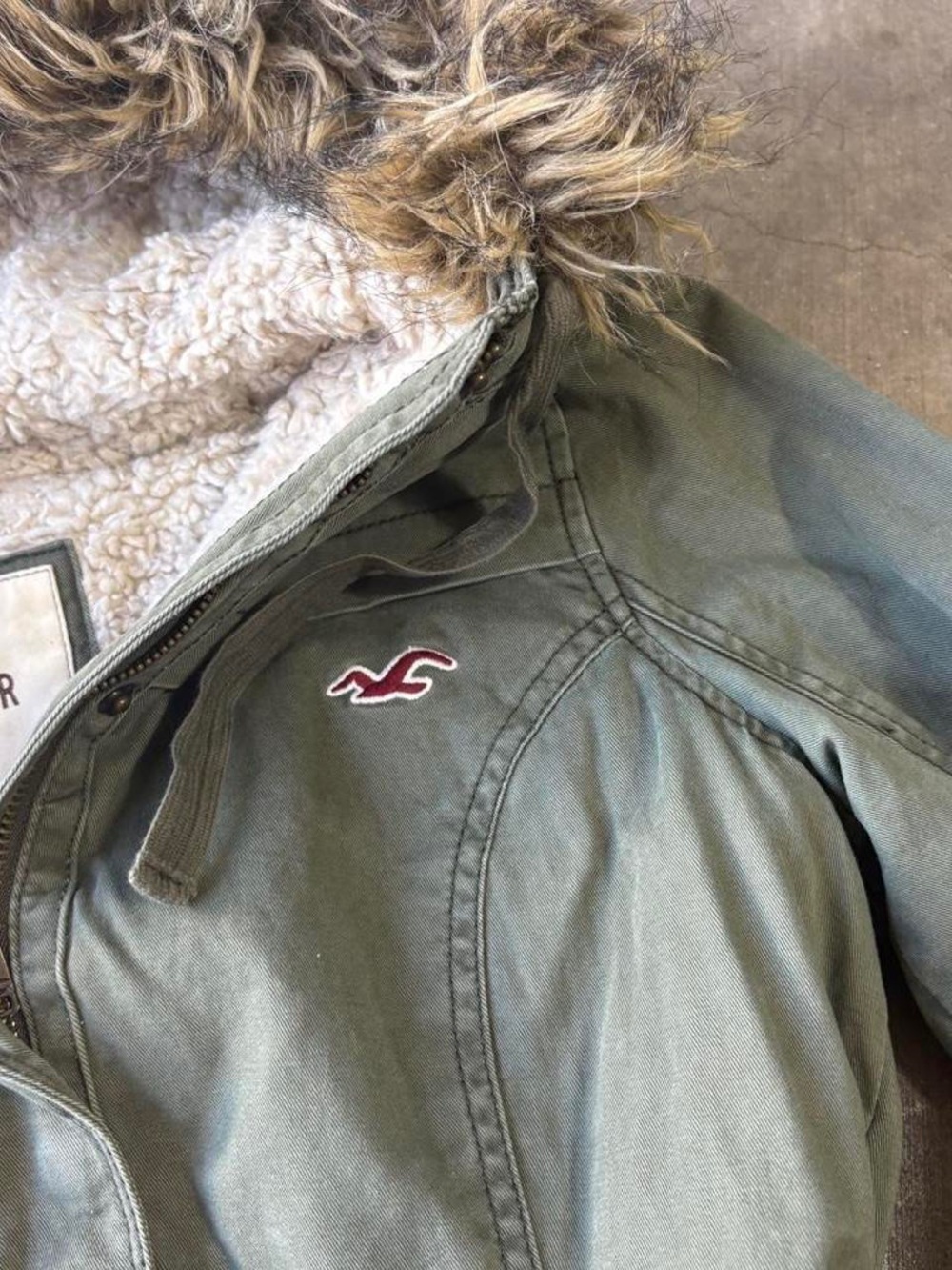Y2K Hollister Jacket - Picture 4 of 5